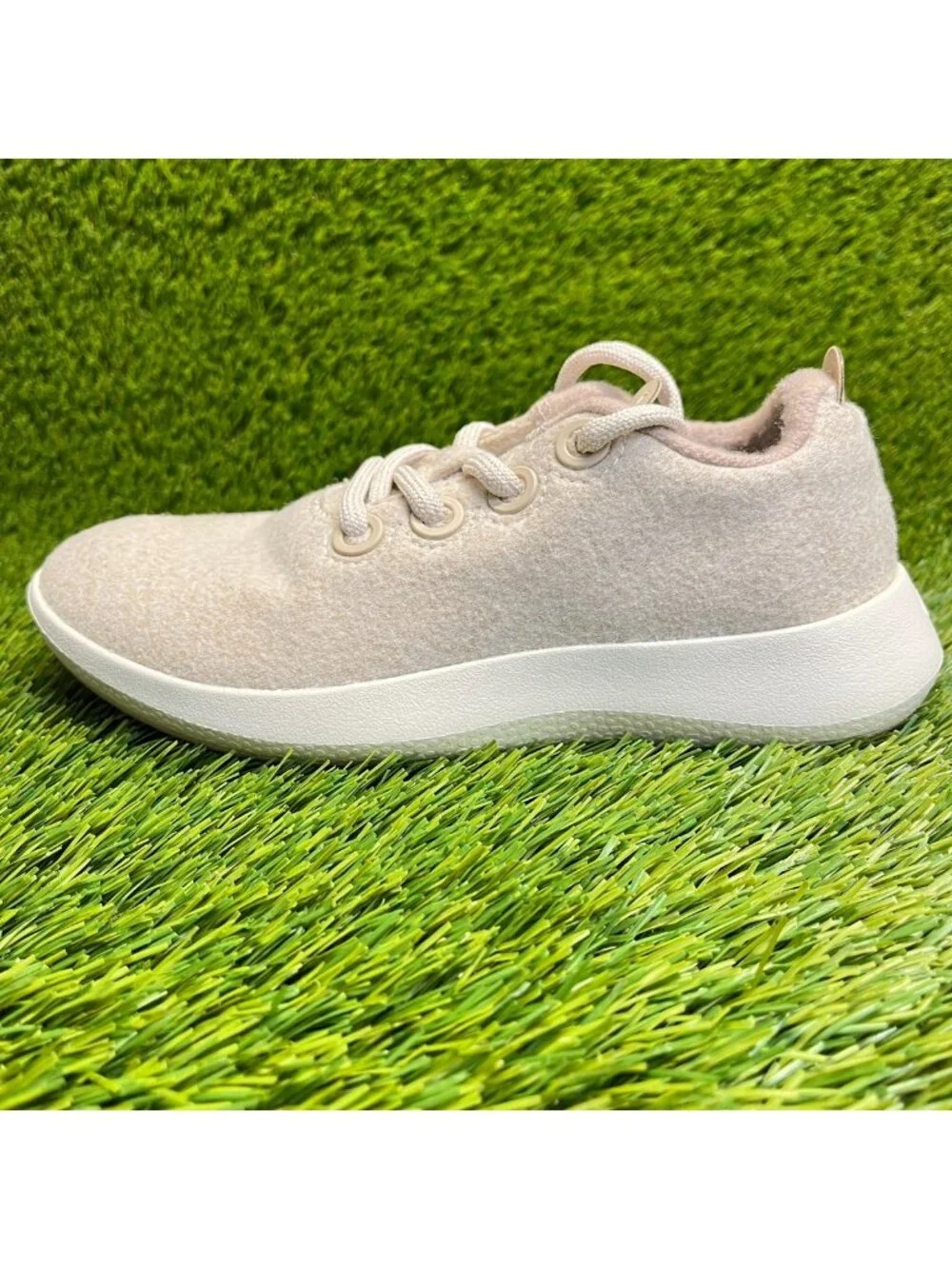 Allbirds Wool Runner Mizzles Womens Size 5 Beige Athletic Running Shoes Sneakers